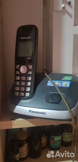 Телефон panasonic