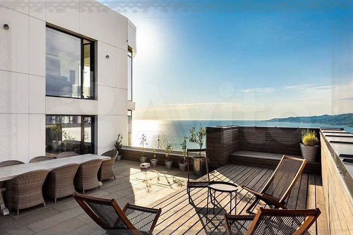 4-к. квартира, 230 м², 20/20 эт.