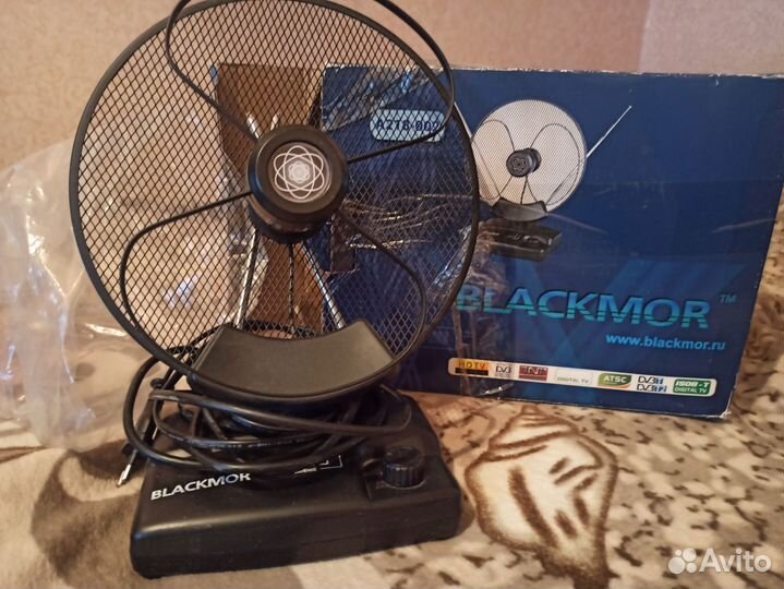 Антенна комнатная для цифрового тв