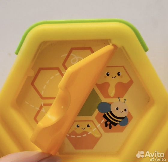 Развивающая игрушка fisher price соты