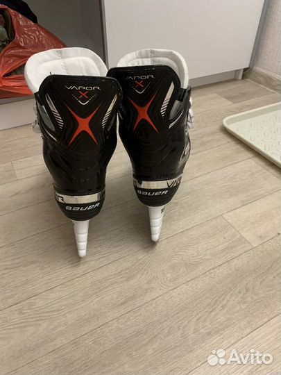 Хоккейные коньки bauer vapor x3.5