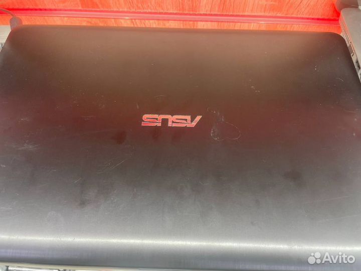 Ноутбук asus X540L