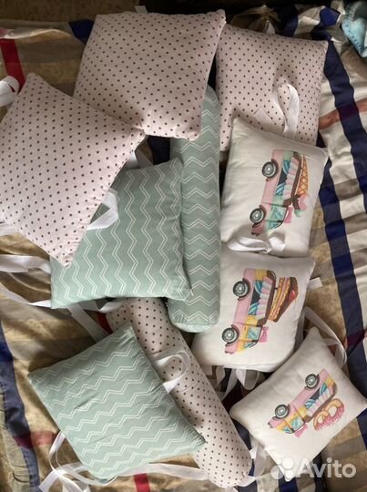 Бортики в кроватку