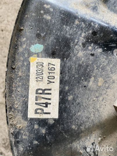 Поворотный кулак передний правый Lexus GX460