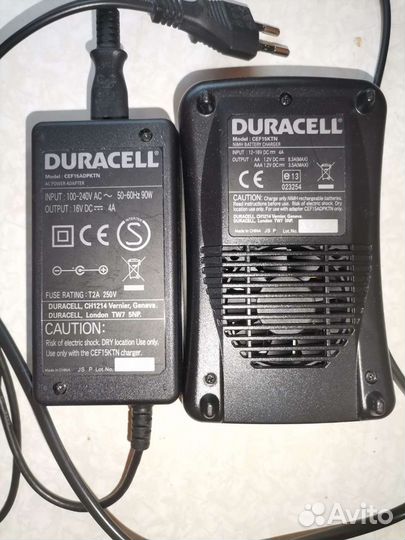 Зарядное устройство Duracell CEF15KTN AA-AAA