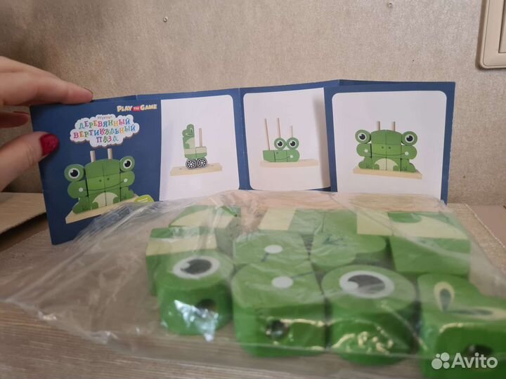 Деревянный вертикальный паззл Лягушка 3+