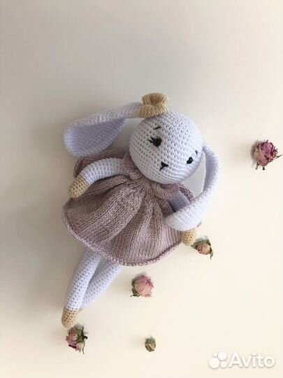 Вязаная игрушка (ручная работа)