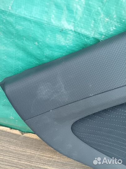 Обшивка двери зад левой Hyundai Solaris 2014-2017