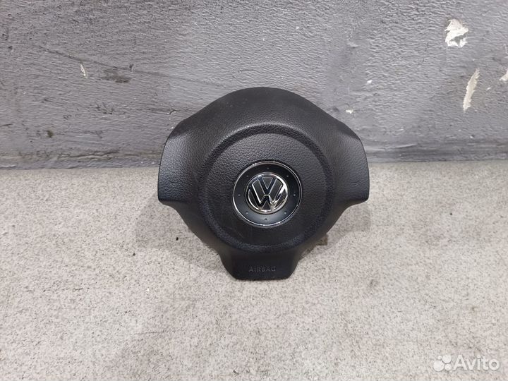 Подушка безопасности в руль для VW Jetta 6