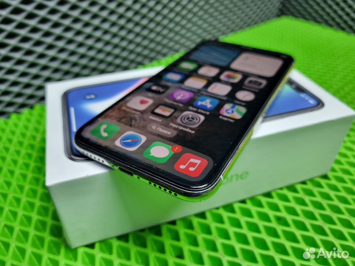 iPhone X, 256 ГБ