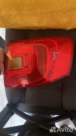 Задняя фара правая Volkswagen jetta 6