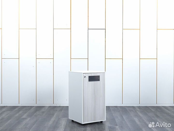 Шкаф локер Bene Австрия