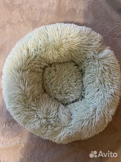 Лежанка для кошек