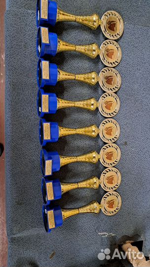 Спортивные кубки