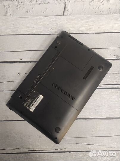 Ноутбук Samsung 4ядра VS Radeon 6520G