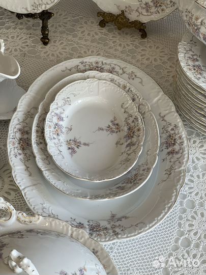 Антикварный столовый сервиз