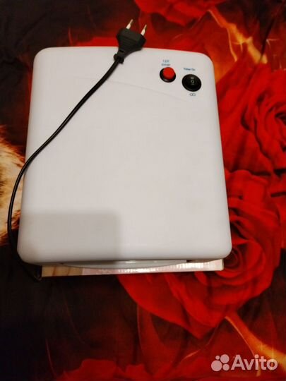 Уф лампа для ногтей