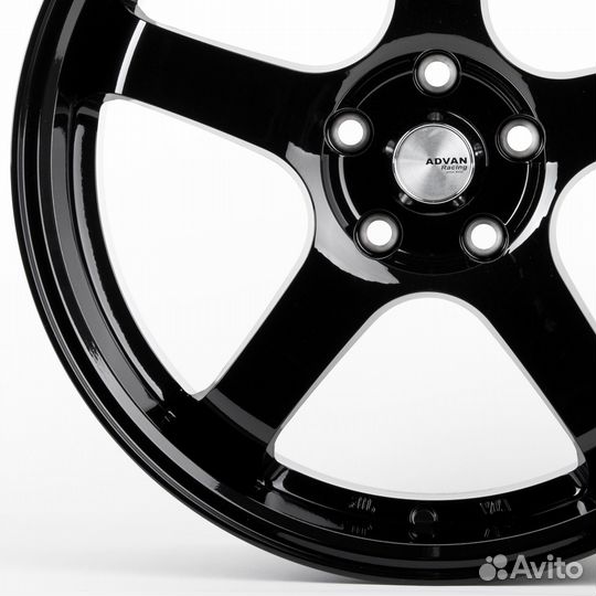 Диски 18 Advan 5X112 66,6 j8.5 ET35 чёрный глянец