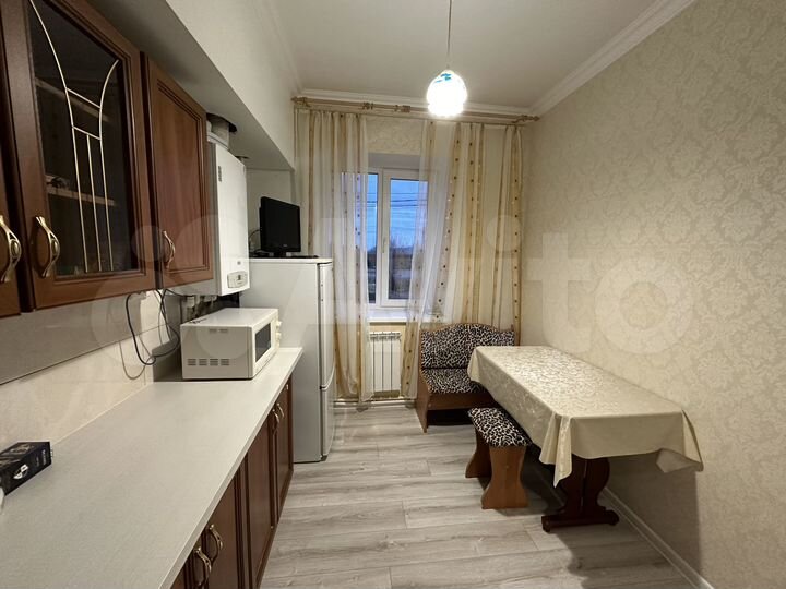 2-к. квартира, 47 м², 1/3 эт.