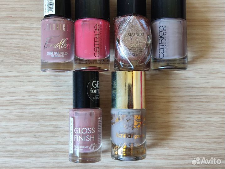 Лак для ногтей и аксессуары для дизайна пакетом