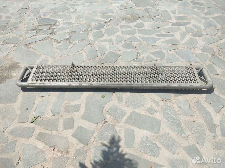 Ступенька задней двери Форд Транзит