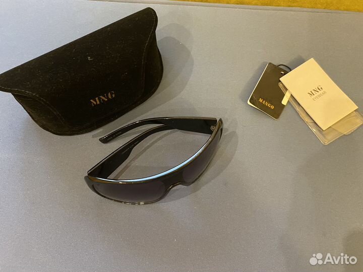 Солнцезащитные очки унисекс