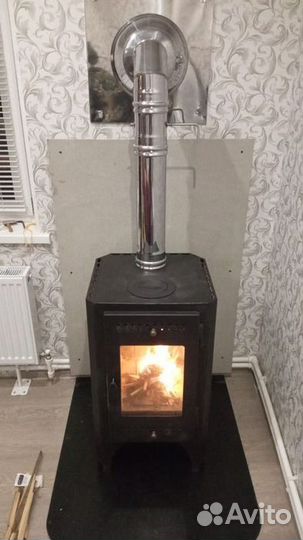 Печь камин на дровах