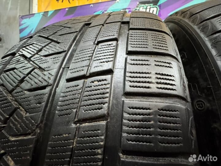 Triangle Snowlink TWT02 295/35 R21