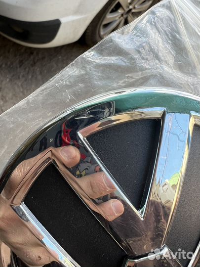 Эмблема volkswagen passat cc на багажник