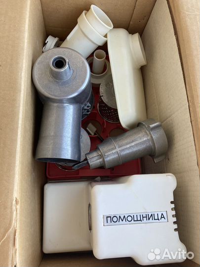 Комбайн кухонный: мясорубка+шинковка