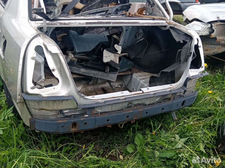 Задняя панель chery fora a21