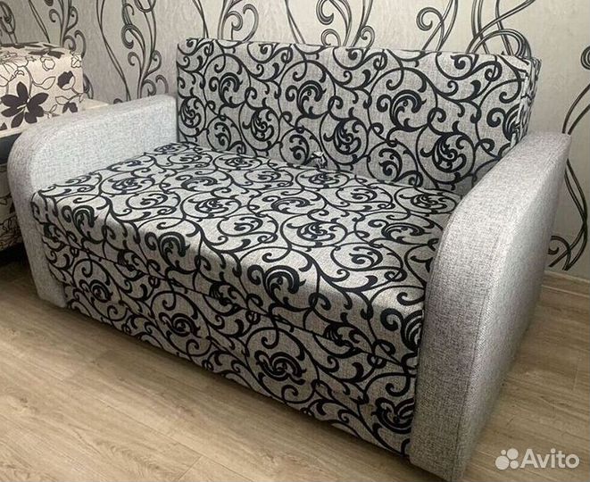 Диван книжка