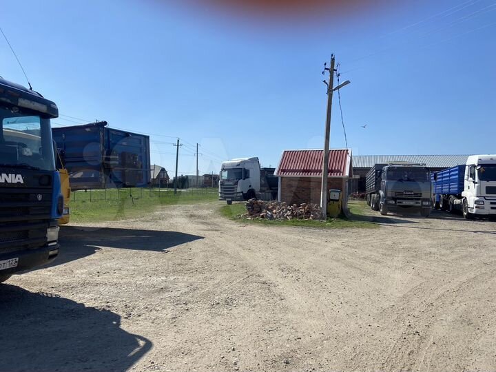 Производство, 1400 м²