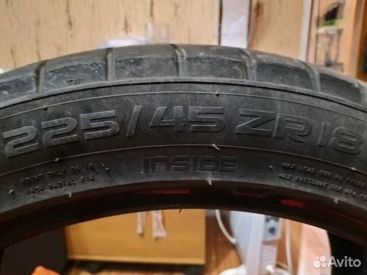 Nokian Tyres Hakka Black 225/45 R18
