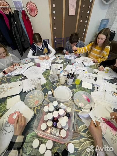 Выездной Мастер-класс по росписи футболки шоппера