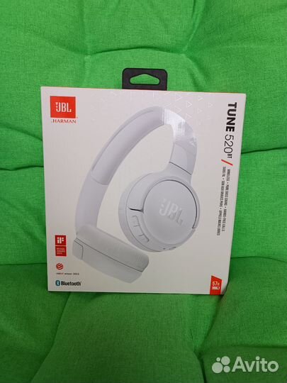Наушники JBL Tune 520bt. Новые. Беспроводные