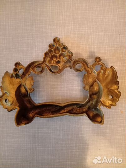 Ручка старинная для комода. Бронза, позолота