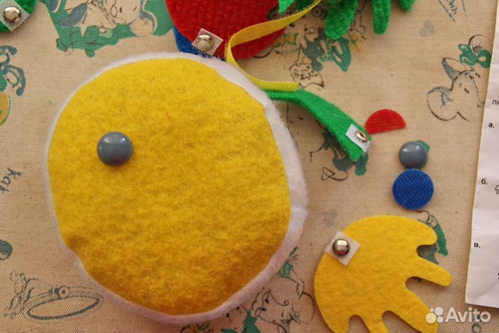 Игрушка развивающая для малышей