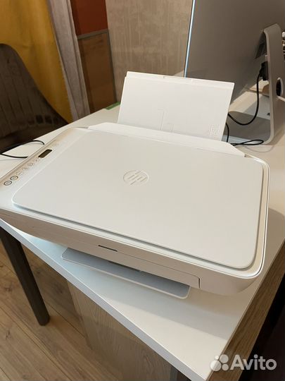 Принтер HP Deskjet 2710