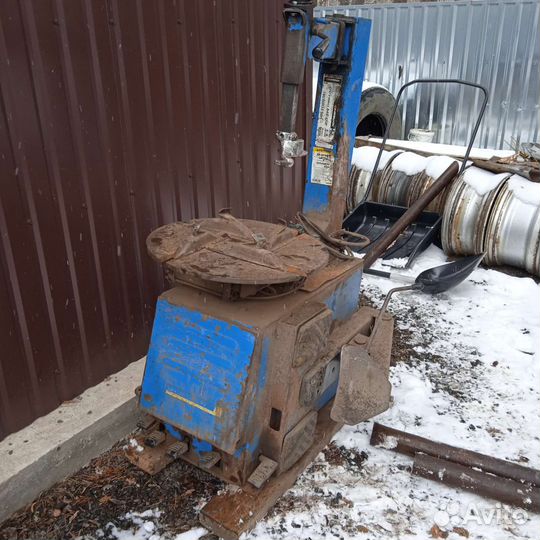 Станок монтажный б/у