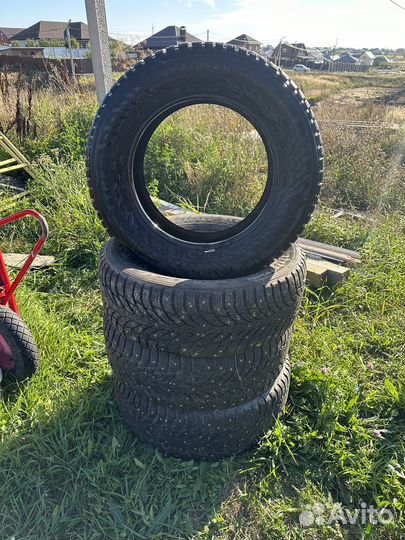 Nokian Tyres Hakkapeliitta 9 SUV 265/60 R18