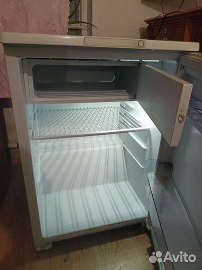 Холодильник бирюса
