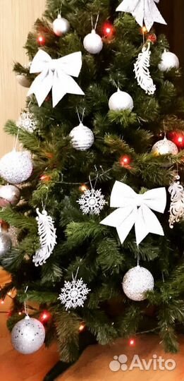 Новогодние игрушки