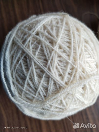 Пряжа шерстяная для вязания из СССР. 7 клубков