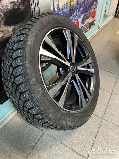 Оригинальный комплект R 18 на Nissan Qashkai