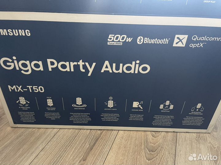 Музыкальная колонка с блютузом