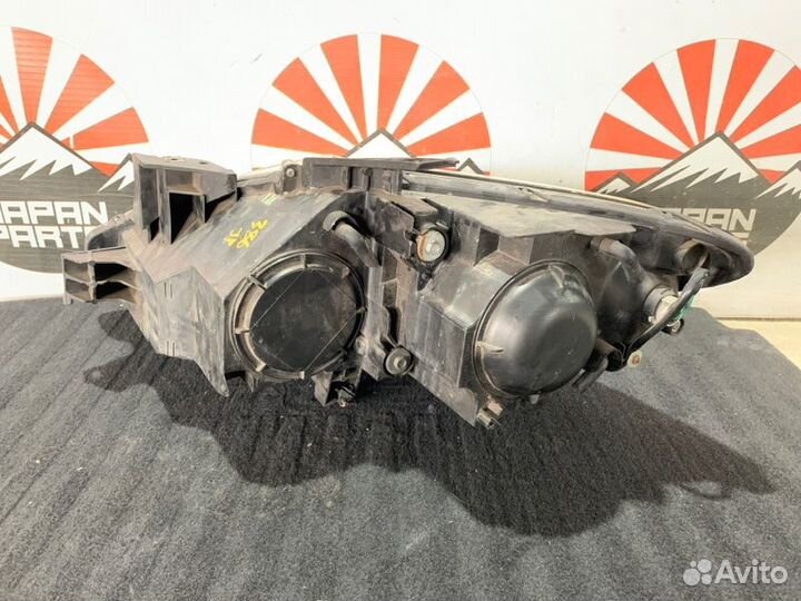 Фара правая Mazda CX-9