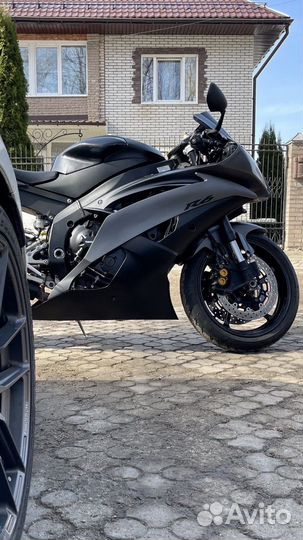 Yamaha R6