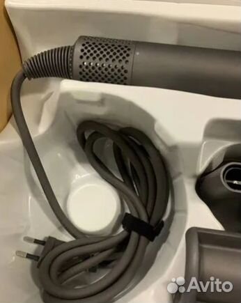 Фен для волос Dyson