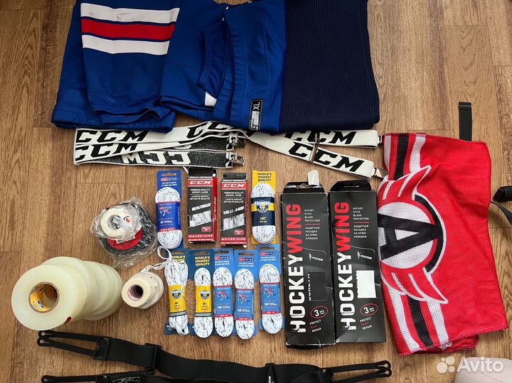 Хоккейная лента, атрибуты